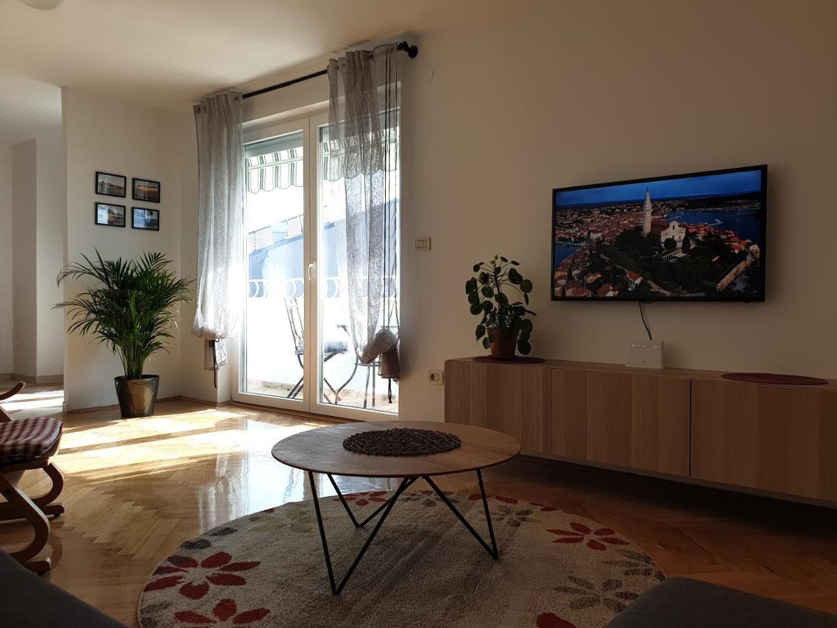 Apartment Maeistro By Privileggio Residence ロヴィニ エクステリア 写真