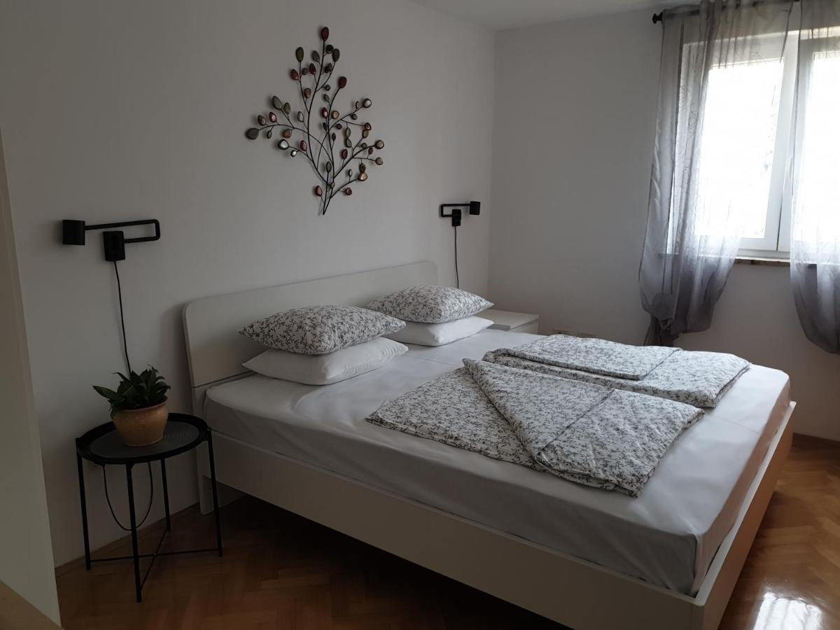 Apartment Maeistro By Privileggio Residence ロヴィニ エクステリア 写真